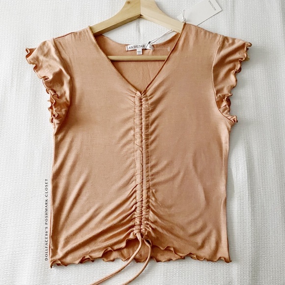 NWT Taupe Lettuce Hemline Ruched Drawstring Cropped Tee - Picture 2 of 9